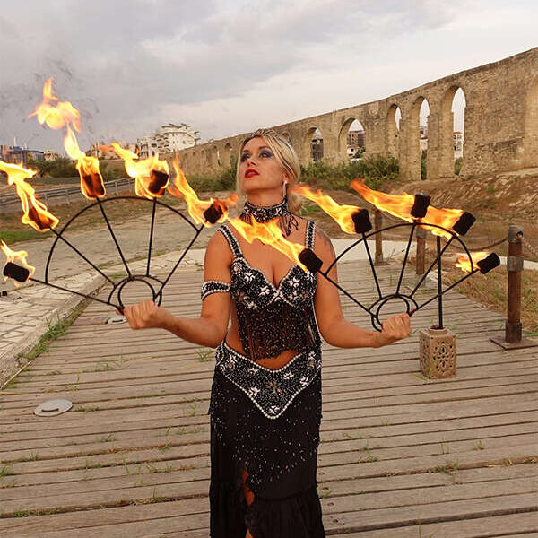 Aliona - Fire Show