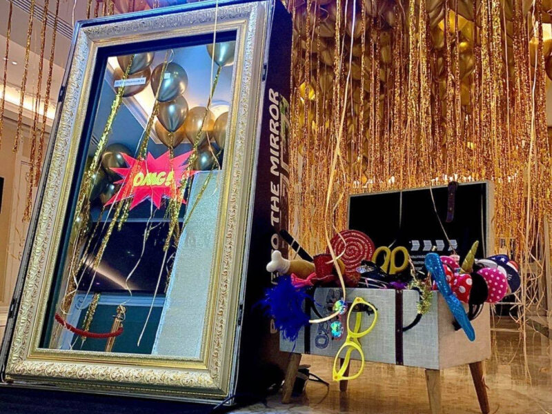 Magic Mirror Photo Booth